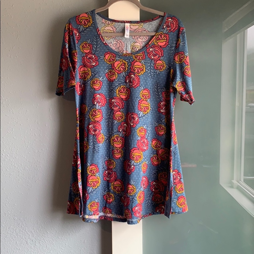 LuLaRoe Perfect Tee